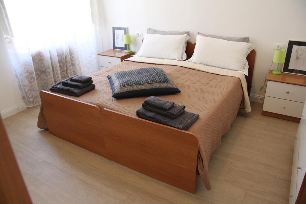 קליארי B&B Majestade חדר תמונה